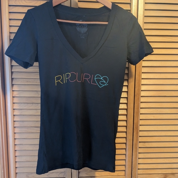 Ripcurl Colorful Logo & Black V-Neck Tee - Picture 5 of 5